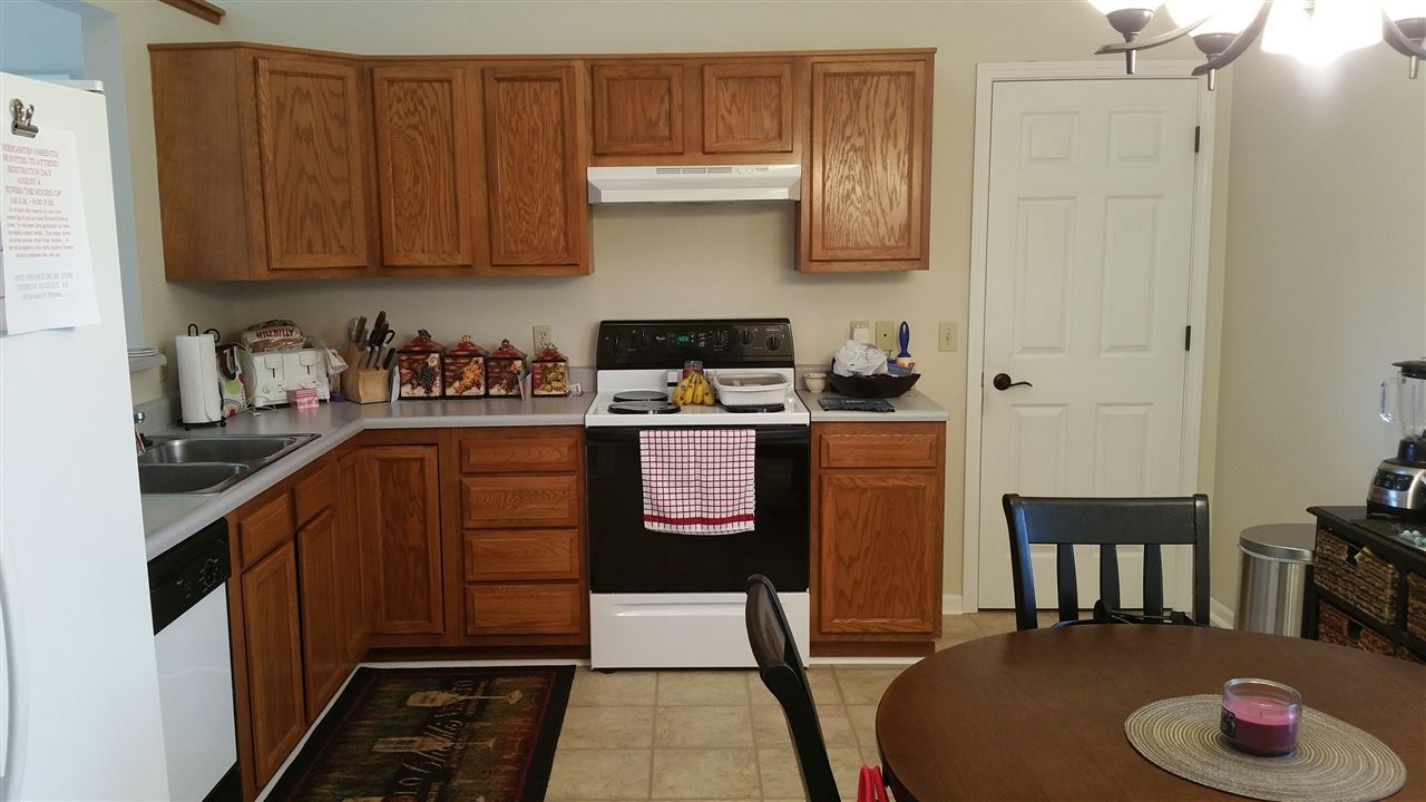 10511 Lake Tahoe Dr, Fort Wayne, IN 46804 photo 4