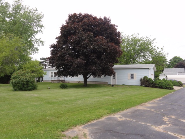 407 W Main St, Rossville, IN 46065 photo 17