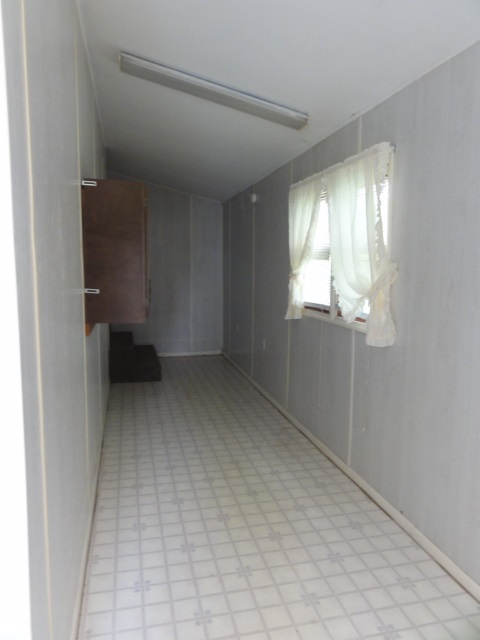407 W Main St, Rossville, IN 46065 photo 12