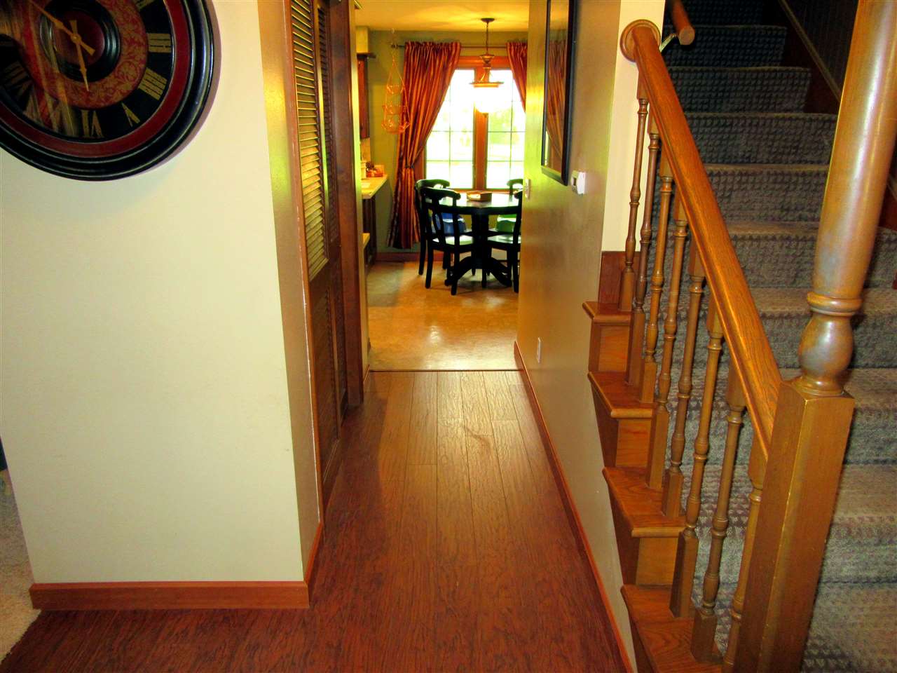 5024 Hemlock Ln, Fort Wayne, IN 46815 photo 2
