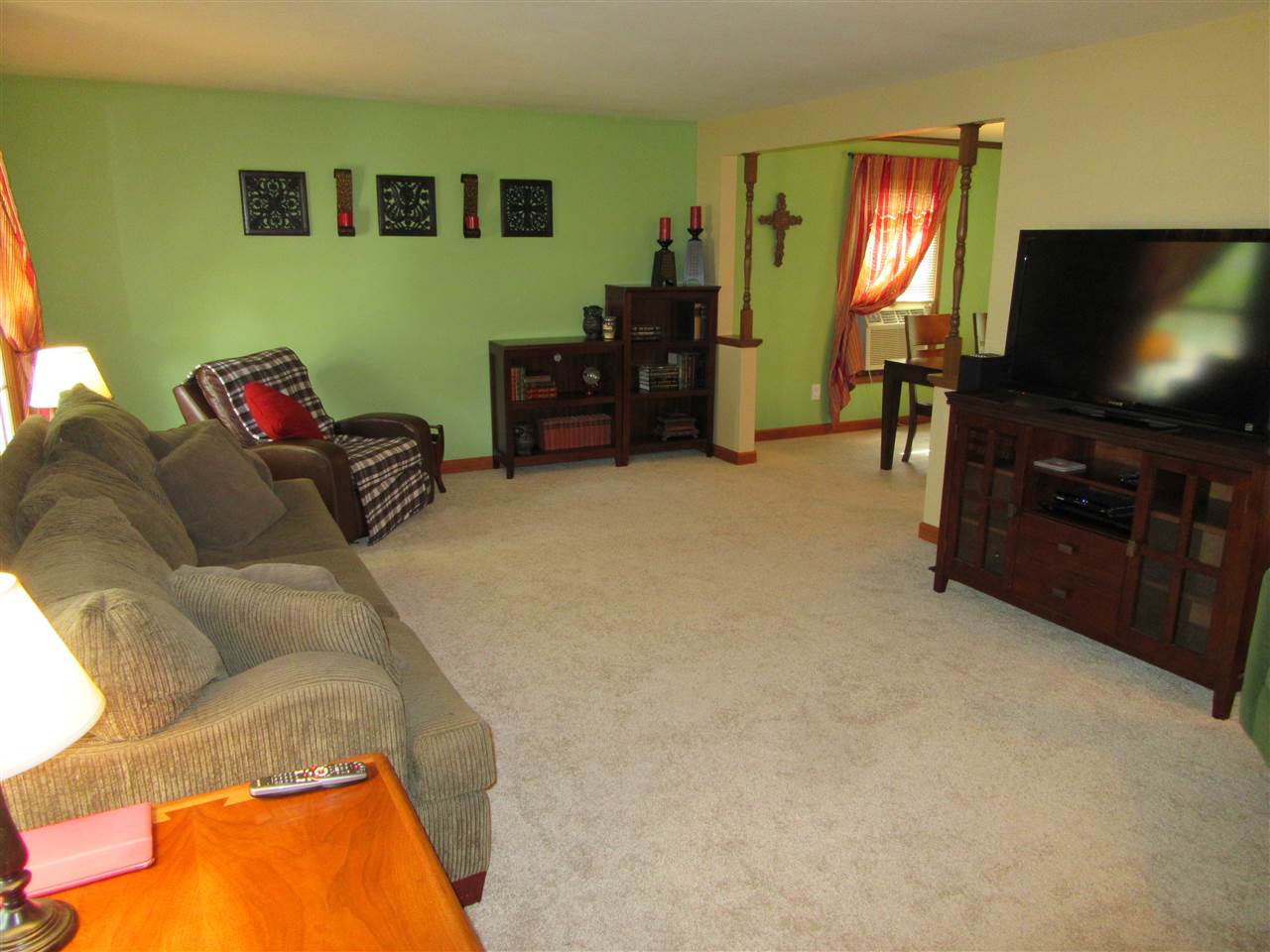 5024 Hemlock Ln, Fort Wayne, IN 46815 photo 3