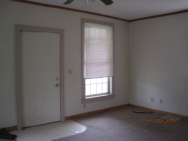 1430 Smead St, Logansport, IN 46947 photo 2