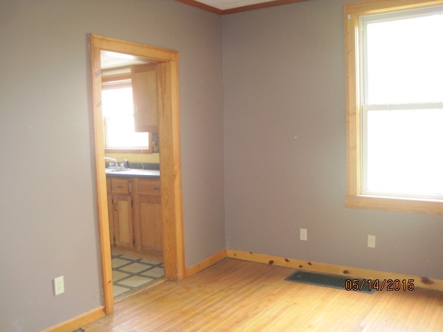 1430 Smead St, Logansport, IN 46947 photo 4