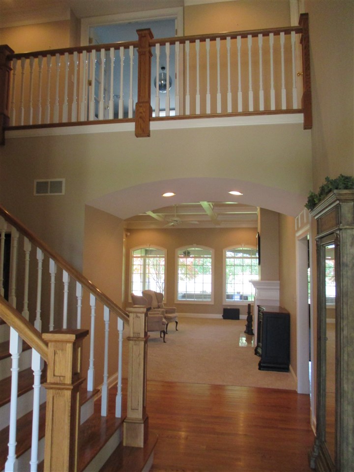 2499 Oak Bend Pl, Newburgh, IN 47630 photo 7