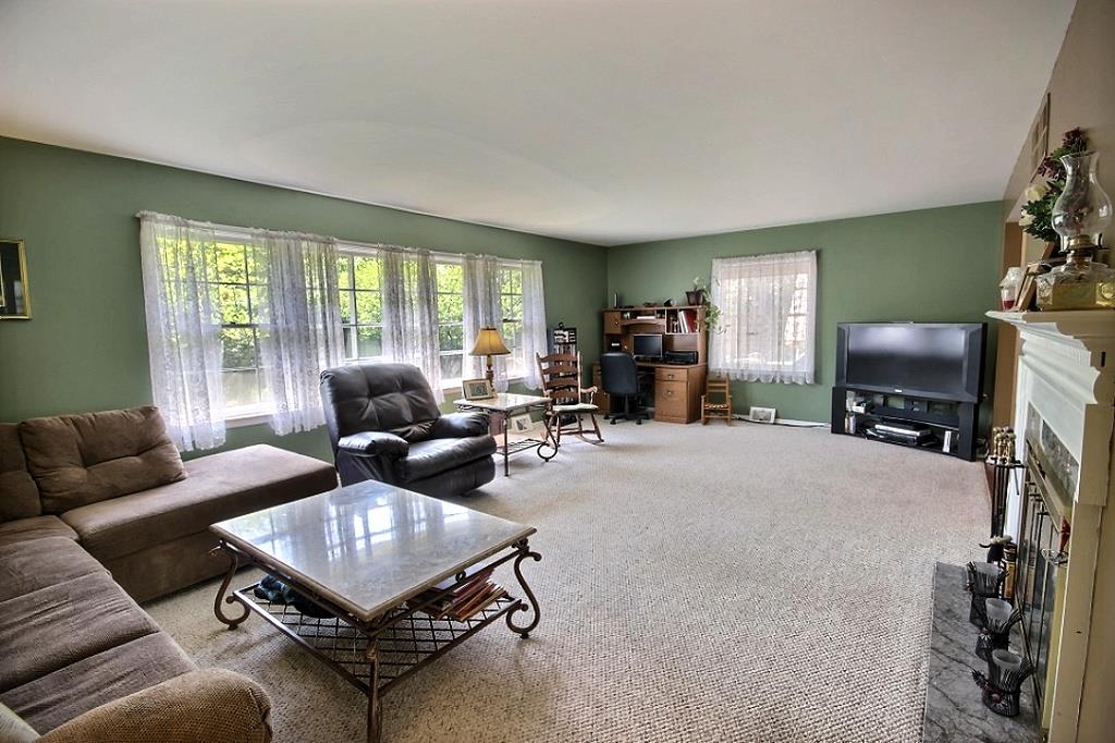5135 Woodhurst Blvd, Fort Wayne, IN 46807 photo 4