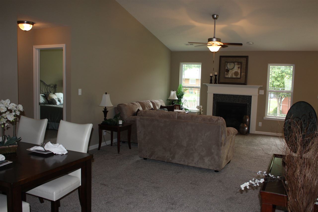 3181 Morrow Dr, Kokomo, IN 46902 photo 2