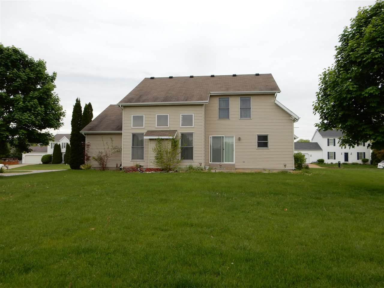 52225 Eagle Chase Dr, Granger, IN 46530 photo 17