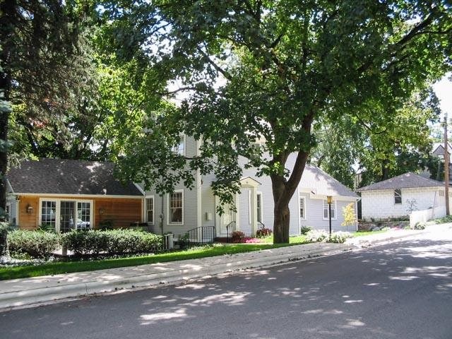 106 4th St, Winona Lake, IN 46590 photo 1