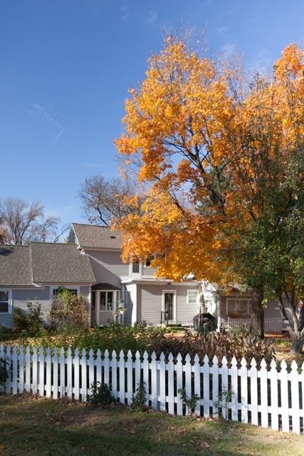 106 4th St, Winona Lake, IN 46590 photo 4