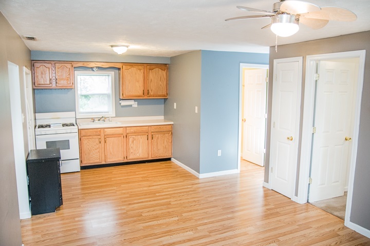 23820 Wilshire Blvd, Elkhart, IN 46516 photo 3