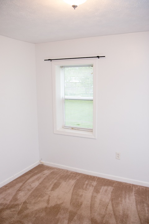 23820 Wilshire Blvd, Elkhart, IN 46516 photo 12