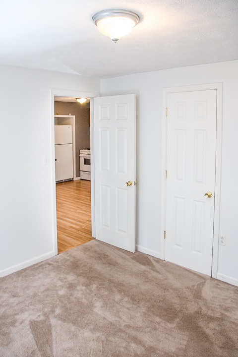 23820 Wilshire Blvd, Elkhart, IN 46516 photo 13