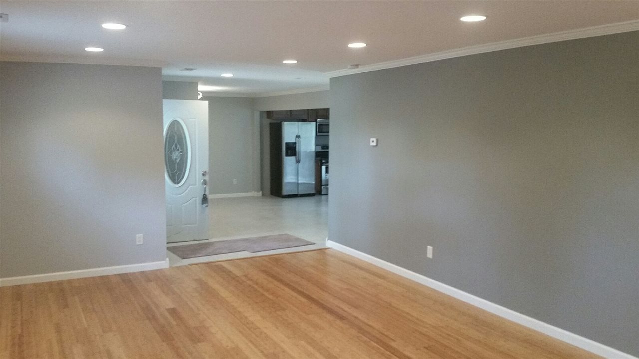 7008 Wayne Trce, Fort Wayne, IN 46816 photo 8