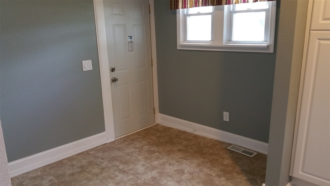 111 Edgerton St, Garrett, IN 46738 photo 14