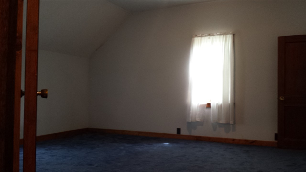 434 Fornax St, Decatur, IN 46733 photo 5