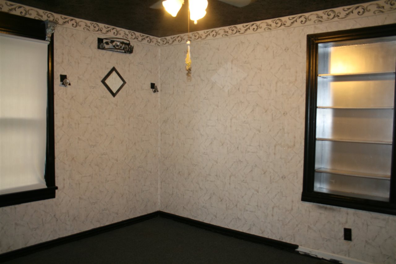 1004 W Grissom Ave, Mitchell, IN 47446 photo 21