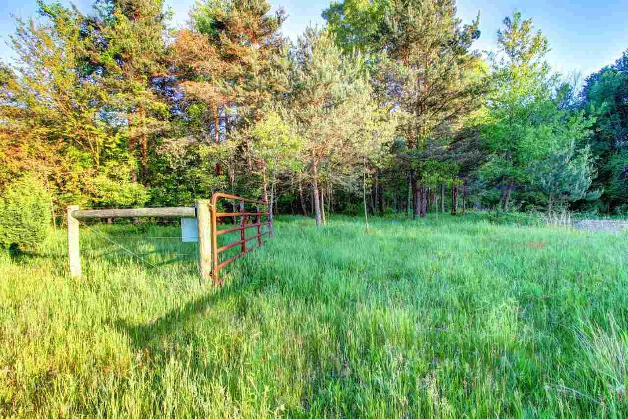 15238 State Line Rd, Bristol, IN 46507 photo 9