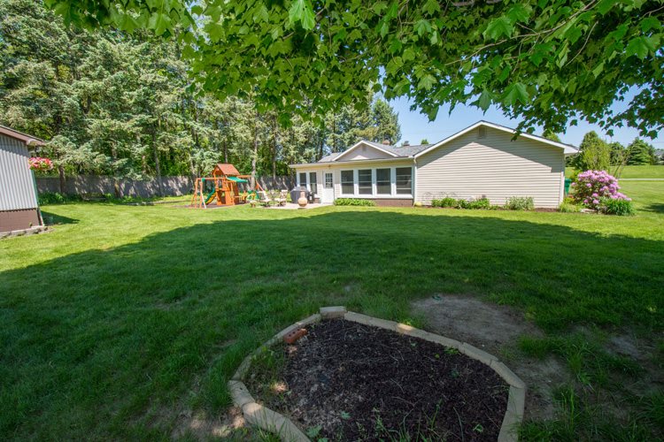 15242 Brick Rd, Granger, IN 46530 photo 22