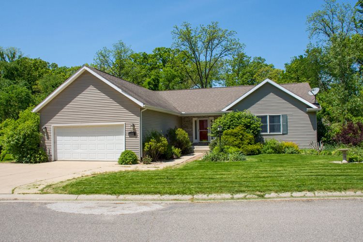 13661 Old Creek Ct, Mishawaka, IN 46545 photo 1