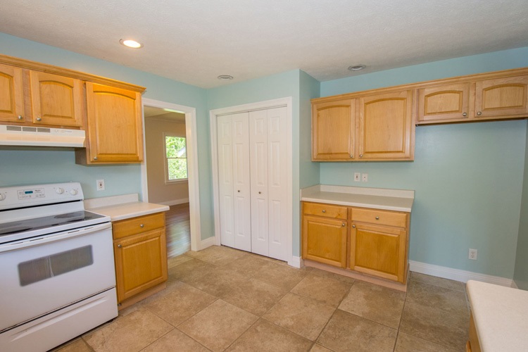 13661 Old Creek Ct, Mishawaka, IN 46545 photo 9