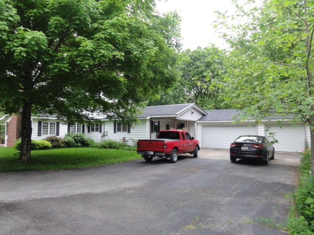 5553 S 500 W, Rossville, IN 46065 photo 2
