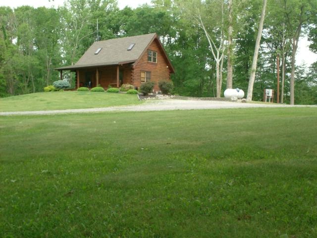 8335 E 800 S, Wolcottville, IN 46795 photo 1