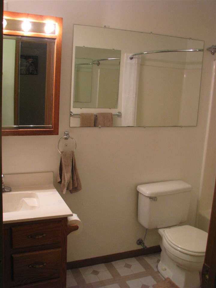 4035 Core St, Woodburn, IN 46797 photo 11