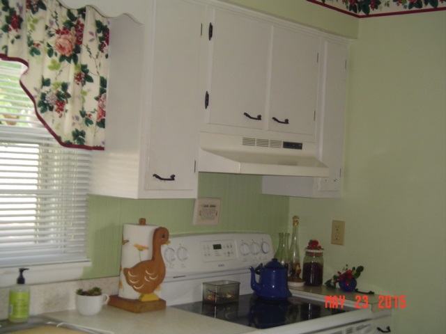 720 W Temperance St, Ellettsville, IN 47429 photo 3