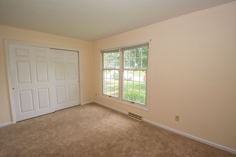 1832 Edgefield Ln, Mishawaka, IN 46544 photo 18