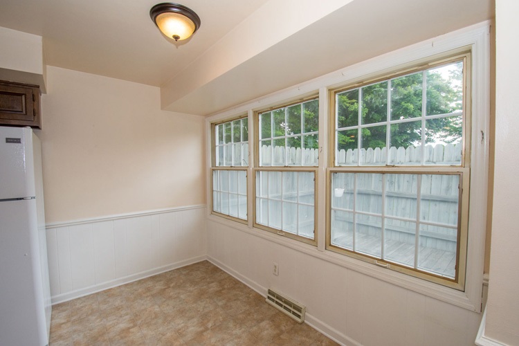 1832 Edgefield Ln, Mishawaka, IN 46544 photo 13