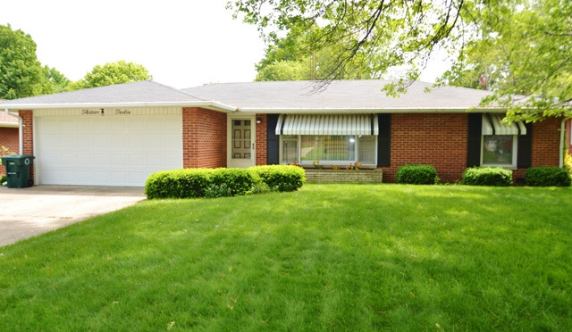1312 N Greenbriar Rd, Muncie, IN 47304 photo 1