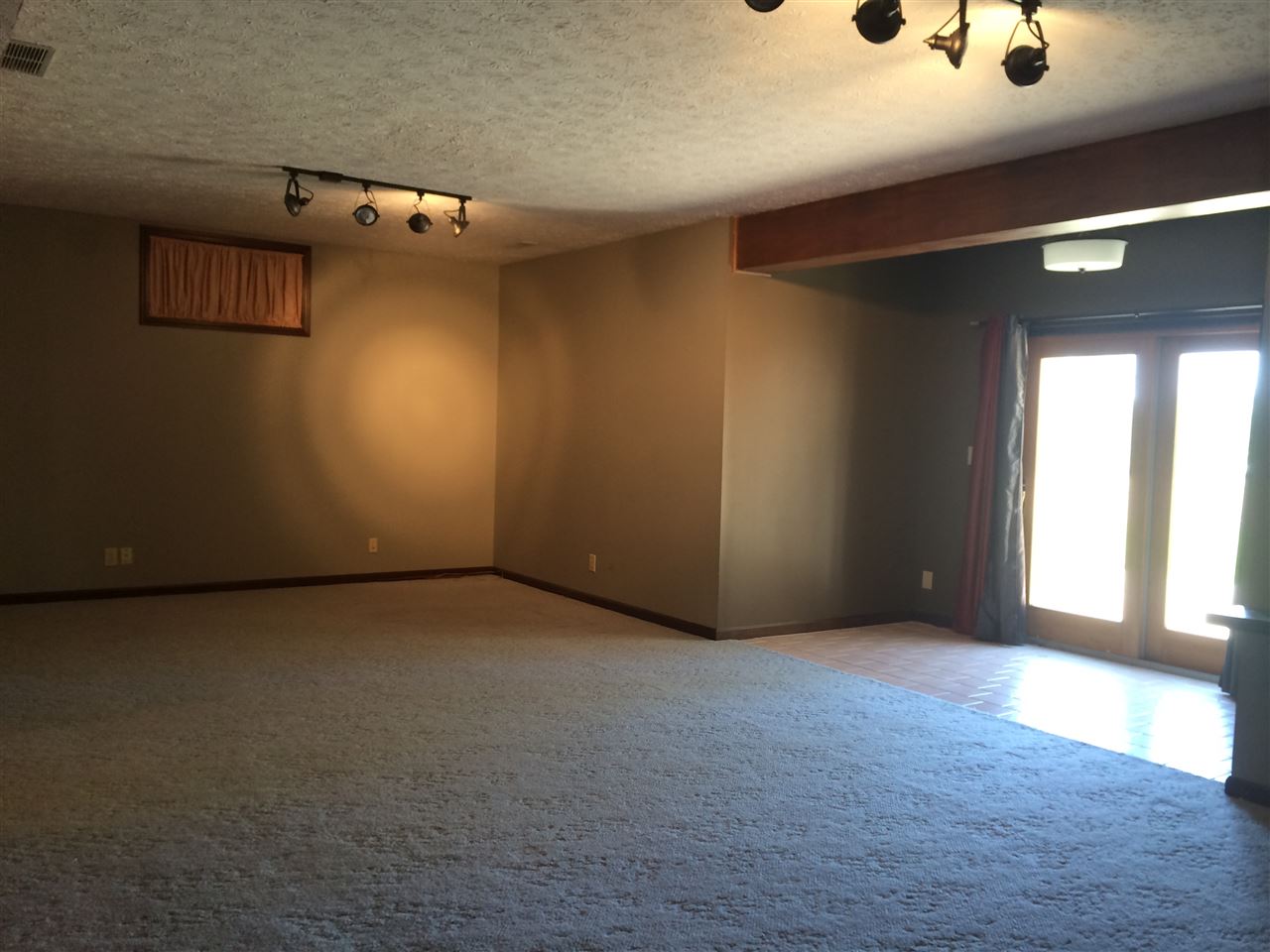 9056 N Waldron Rd, Rossville, IN 46065 photo 19
