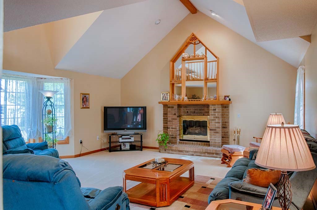 11615 Hardisty Rd, Fort Wayne, IN 46845 photo 5