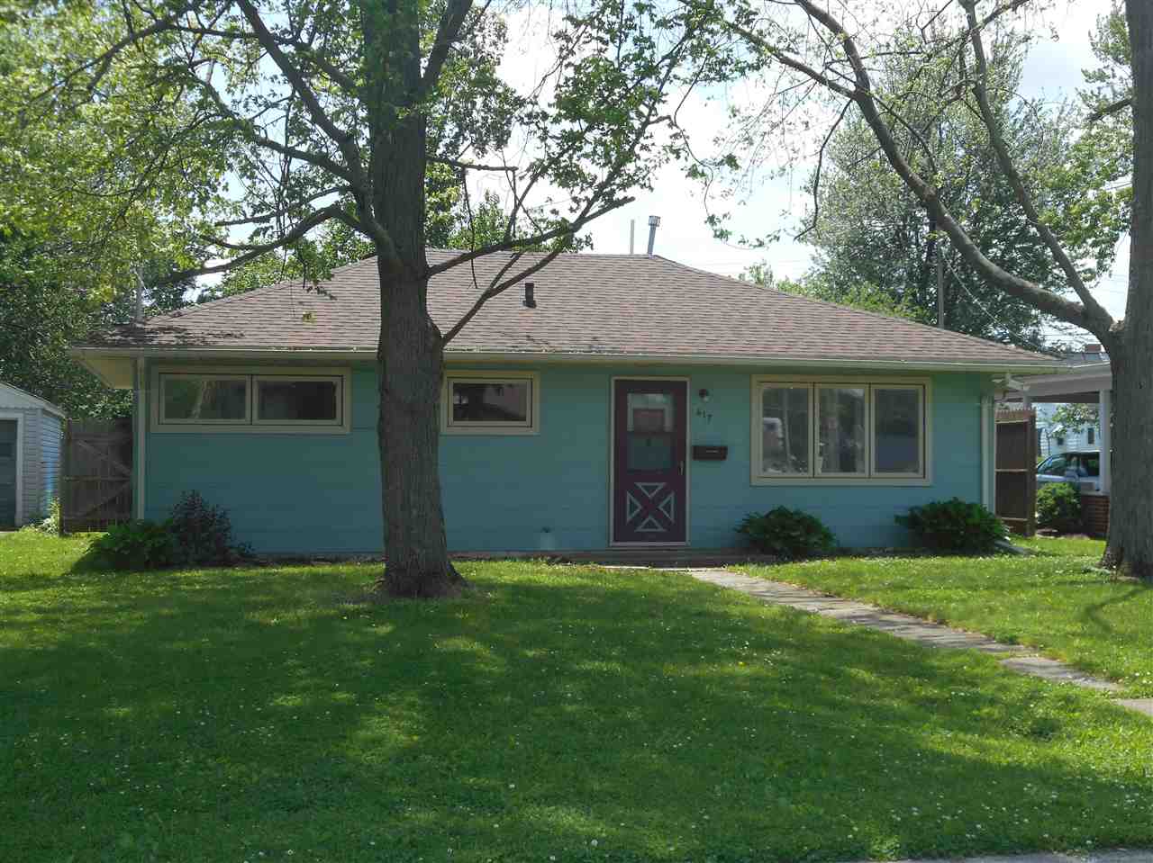 617 E North St, Portland, IN 47371 photo 2