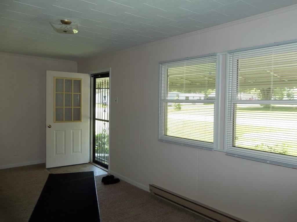 425 S Center St, Bunker Hill, IN 46914 photo 2