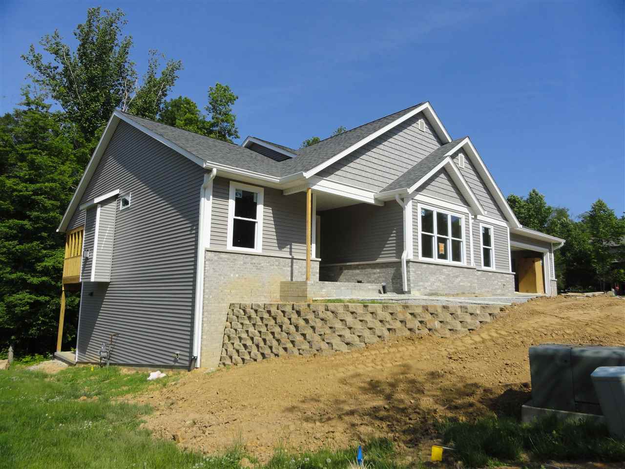 4754 E Donington Dr, Bloomington, IN 47401 photo 1