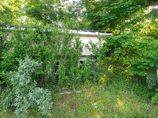7525 S Harmony Rd, Bloomington, IN 47403 photo 2