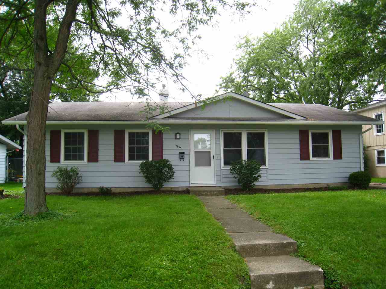 6435 Azalea Dr, Fort Wayne, IN 46825 photo 3