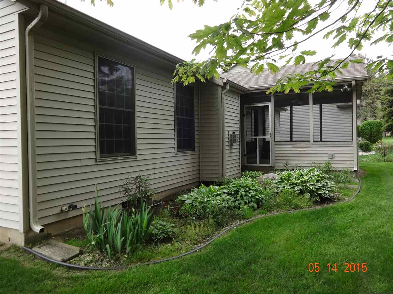 5637 Garden Ter, South Bend, IN 46614 photo 2