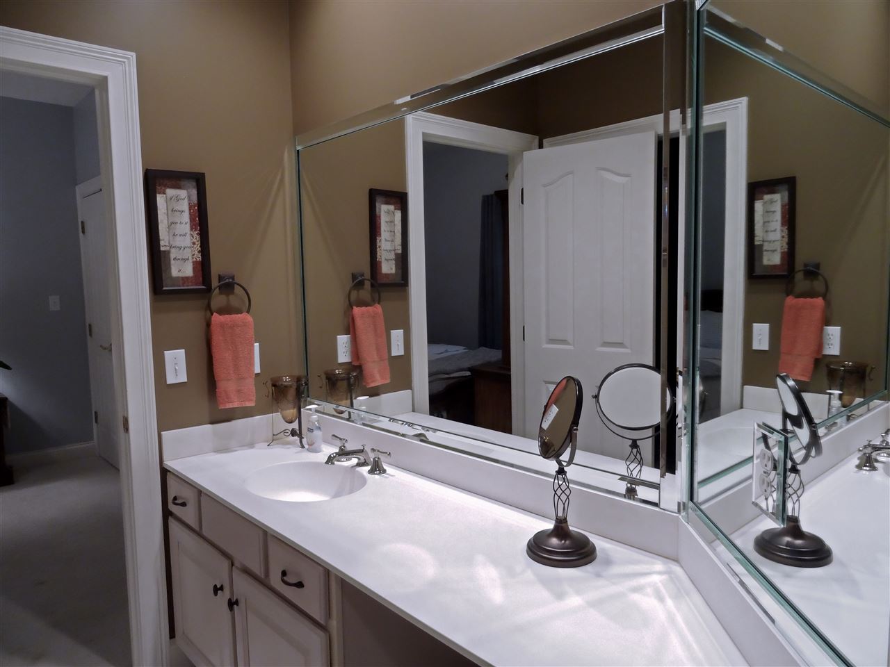 1201 Cedarwood Dr, Evansville, IN 47725 photo 17