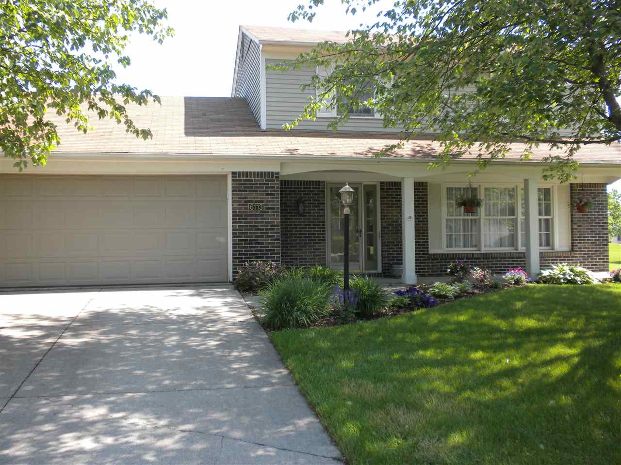 6113 Lombard Pl, Fort Wayne, IN 46815 photo 2