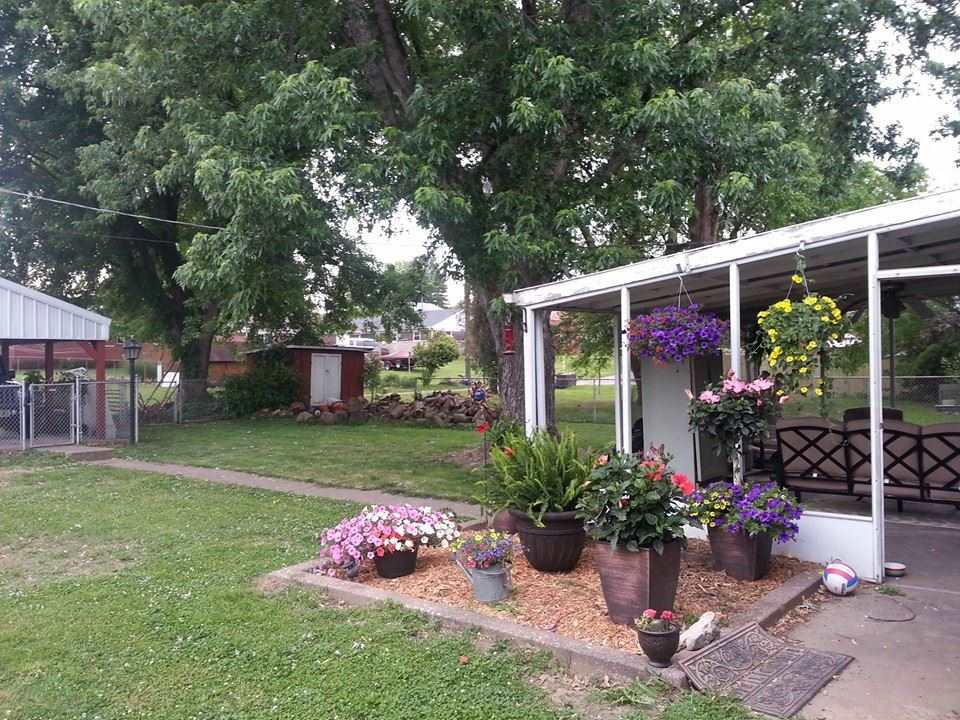 431 16th St, Tell City, IN 47586 photo 2