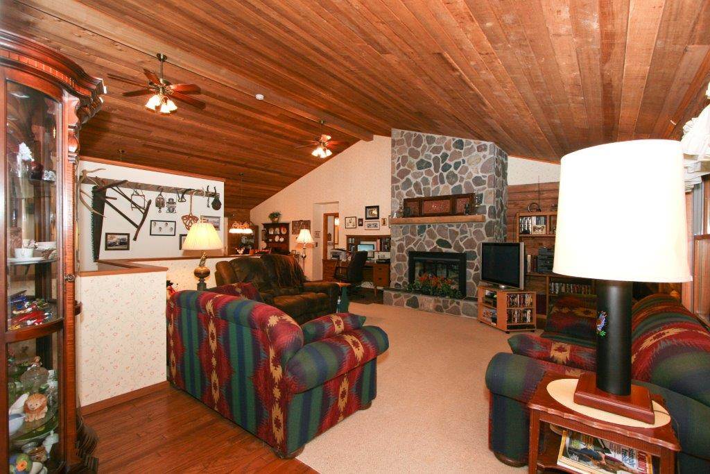 58485 County Road 7, Elkhart, IN 46517 photo 3