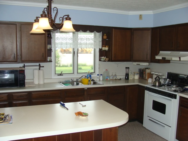 307 S 3rd St, Flora, IN 46929 photo 6
