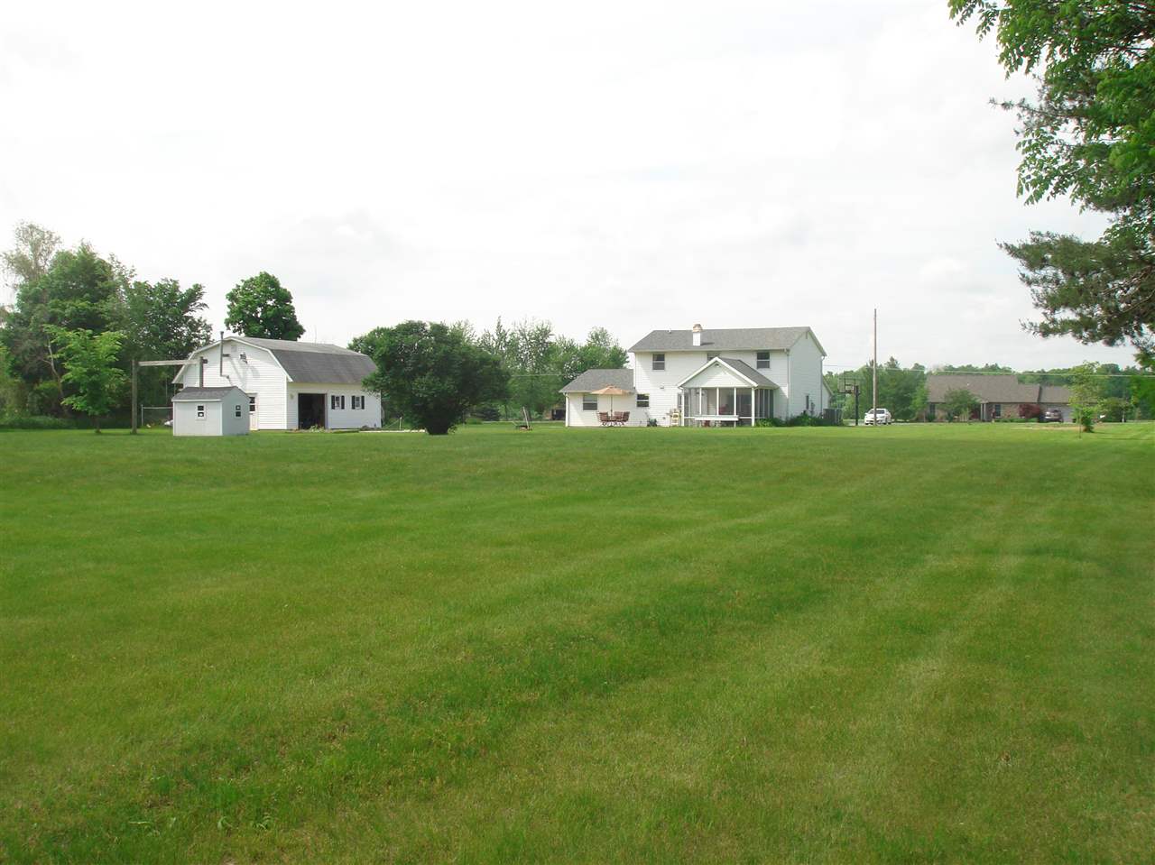 9128 Ernst Rd, Fort Wayne, IN 46809 photo 4