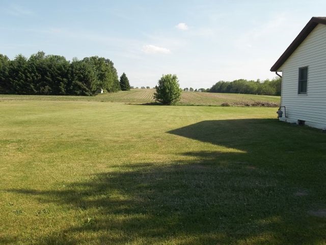 18678 County Road 46, New Paris, IN 46553 photo 14