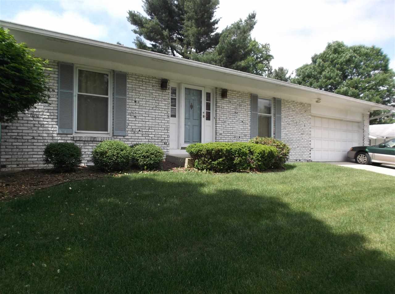 4316 E Walpole Ln, Bloomington, IN 47408 photo 1