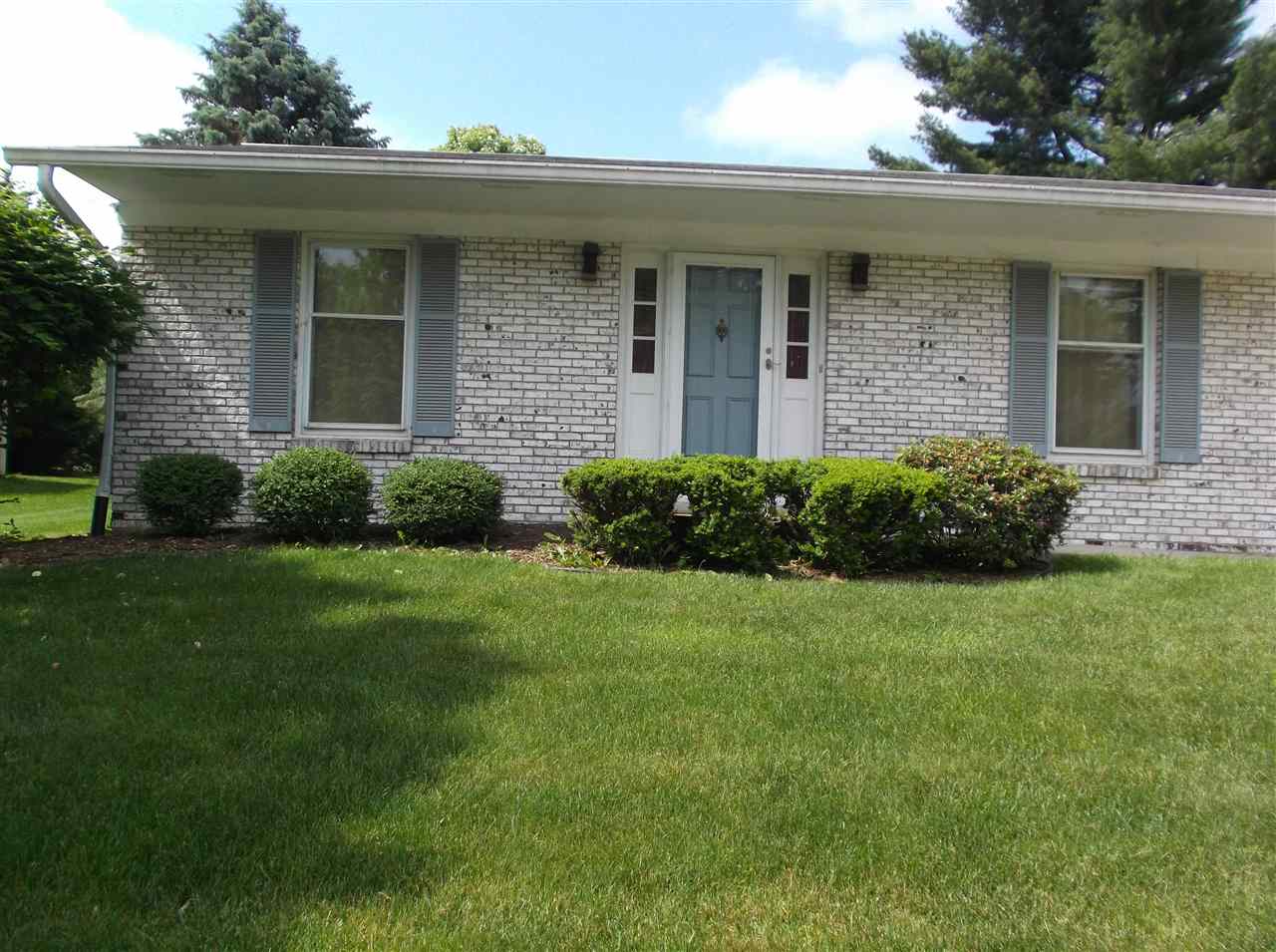 4316 E Walpole Ln, Bloomington, IN 47408 photo 2