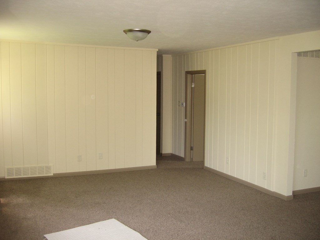 26219 County Road 4, Elkhart, IN 46514 photo 3
