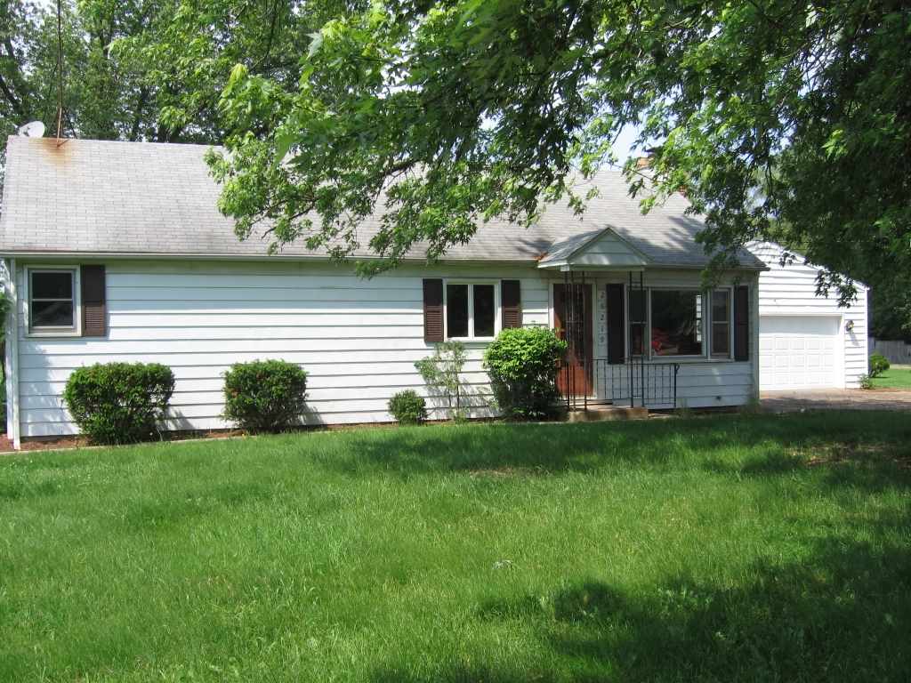 26219 County Road 4, Elkhart, IN 46514 photo 12